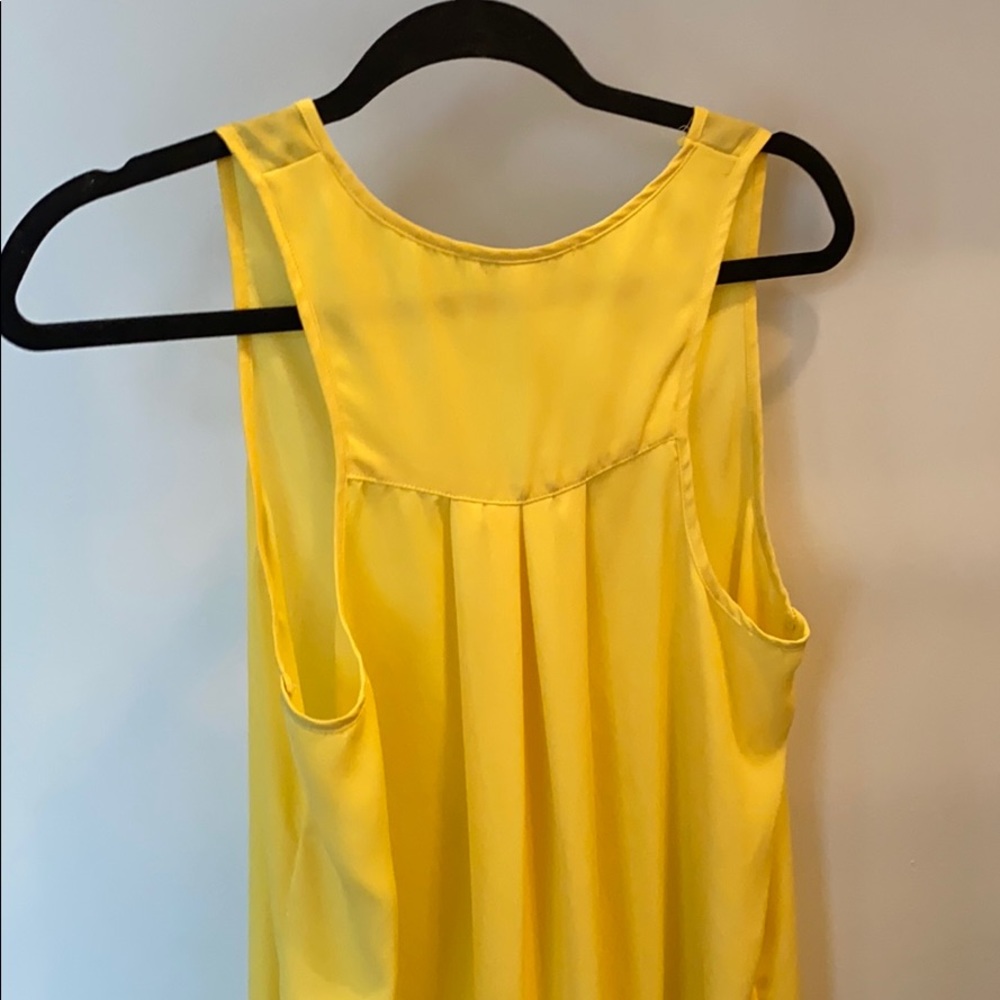 Yellow high-low blouse. - Picture 4 of 4